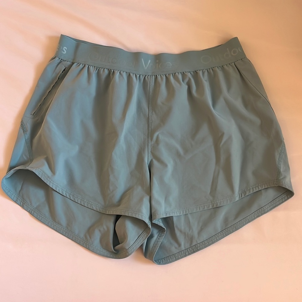 Outdoor voices shorts SIZE S